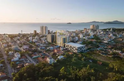 Apartamento de 2 quartos no bairro itacolomi a 300 metros do mar em balneario picarras.