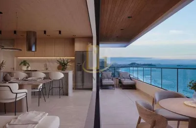 Apartamento de 4 suites, sendo 1 suite master a 160 metros do mar no centro de balneario picarras.