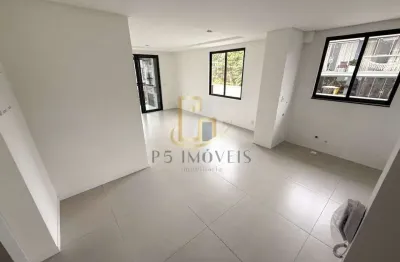 Apartamento pronto para morar, composto por 2 quartos sendo 1 suite, a 700 metros da praia em balneario picarras.