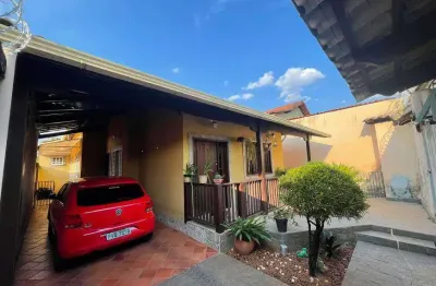 Casa para venda tem 300 metros quadrados com 3 quartos em santa amélia - belo horizonte - mg