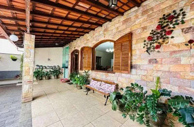 Casa para venda tem 284 metros quadrados com 3 quartos em dona clara - belo horizonte - mg