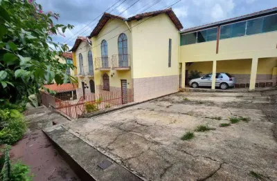 Casa com 4 quartos à venda na Rua Junqueira Freire, Santa Mônica, Belo Horizonte