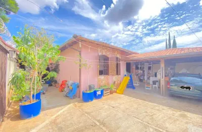 Casa com 3 quartos à venda na Santa Mônica, Belo Horizonte 