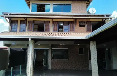 ️linda casa bairro trevo a 200 metros do restaurante xapuri e da orla da lagoa da pampulha.