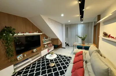Maravilhosa casa em condomínio no bairro santa mônica