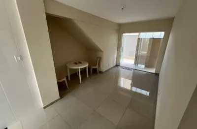 Mega oportunidade de área privativa no bairro candelária