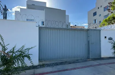 Mega oportunidade de área privativa no bairro xangri-lá