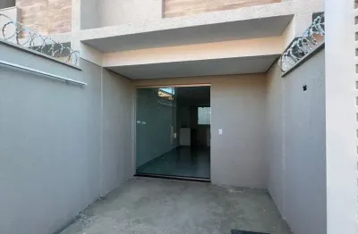 Mega oportunidade de casa geminada no bairro planalto