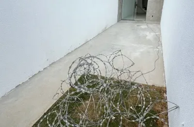 Mega oportunidade de casa com entrada independente no bairro santa branca;
