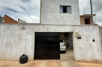 Oportunidade para investimento e moradia - casa em fase final de acabamento