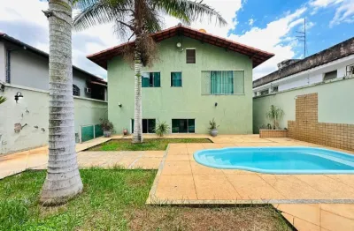 Casa com 4 quartos à venda na Santa Amélia, Belo Horizonte 