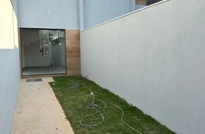 Casa com 2 quartos à venda em Piratininga (Venda Nova), Belo Horizonte 