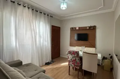 Oportunidade de apartamento térreo em ótima localização no bairro santa mônica;