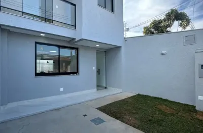 Casa com 3 quartos à venda no Planalto, Belo Horizonte 
