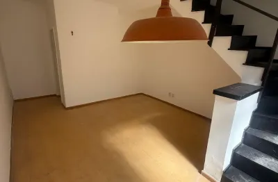 Casa com 2 quartos à venda na Santa Amélia, Belo Horizonte 