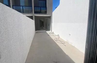 Casa nova e moderna com entrada independente bairro são joão batista