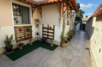 Mega oportunidade!   casa em condomínio com apenas 4 casas, no bairro santa mônica.