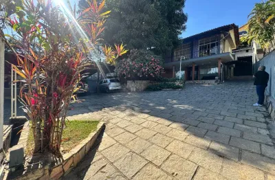 Casa com 7 quartos à venda em São Luiz, Belo Horizonte 