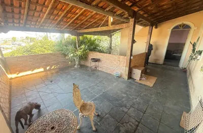 Casa com 3 quartos à venda no Jardim Leblon, Belo Horizonte 
