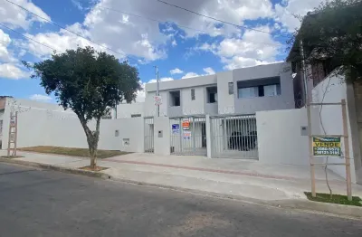 Excelente portunidade casa duplex,  independente com área privativa, no bairro rio branco.