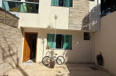 Casa com 3 quartos à venda no Planalto, Belo Horizonte 