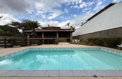 Casa colonial – pampulha | 1.000m² de terreno | 550m² construídos