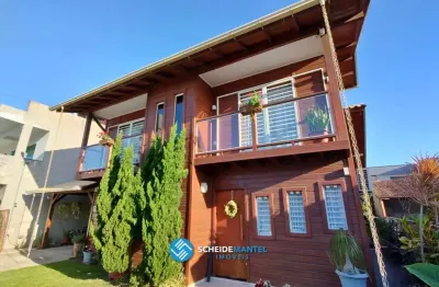 Casa com 3 quartos à venda na rua osmar gaya, 265, centro, navegantes, 180 m2 por r$ 1.200.000
