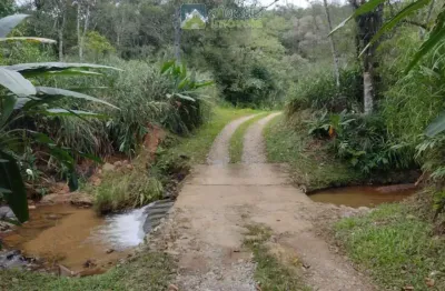 Chácara de 6.151 m² em formação com casa de 35 metros área fechada na região do anhaia em morretes