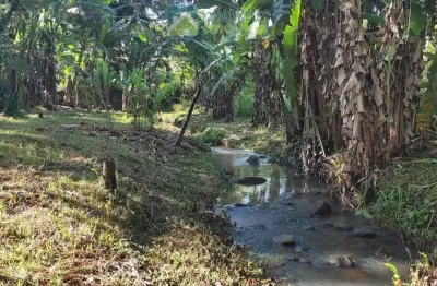 Terreno multifuncional: seu lar e seu negócio em um só lugar!