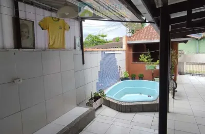 Casa com 4 quartos  225m² de construção no melhor bairro de morretes.