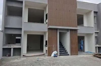 Apartamento com suíte +2 em fase de acabamento no bairro itaipava