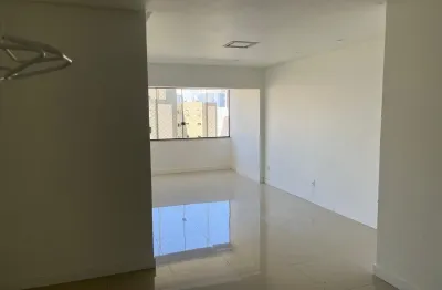 Apartamento com 3 quartos para alugar na Pituba, Salvador 