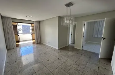 Apartamento com 4 quartos para alugar na Rua Clarival do Prado Valladares, 100, Caminho das Árvores, Salvador