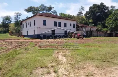 Fazenda à venda no centro, roseira  por r$ 25.000.000