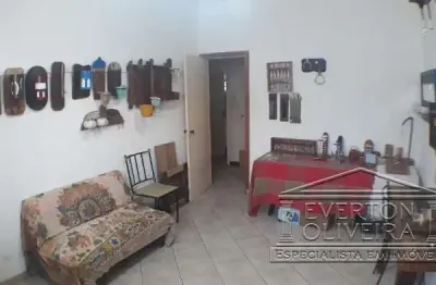 Casa com 3 quartos à venda no Centro, Jacareí 