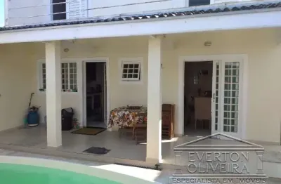Casa com 3 quartos à venda no loteamento villa branca, jacareí  por r$ 950.000