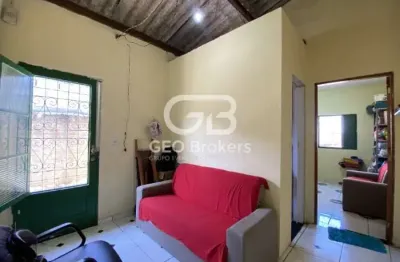 Casa com 2 quartos à venda no jardim jacinto, jacareí  por r$ 400.000