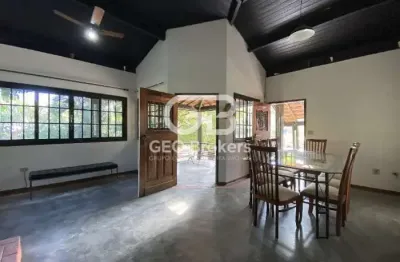 Chácara / sítio com 4 quartos para alugar no condomínio lagoinha, jacareí  por r$ 3.800