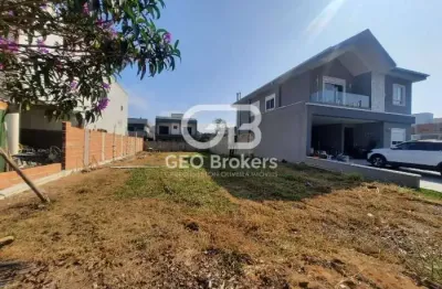 Terreno em condomínio fechado à venda no loteamento villa branca, jacareí  por r$ 560.000