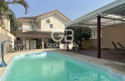 Casa em condomínio fechado com 3 quartos à venda no loteamento villa branca, jacareí  por r$ 1.700.000