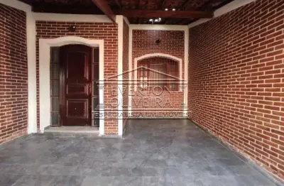 Casa com 2 quartos para alugar na vila formosa, jacareí  por r$ 1.500