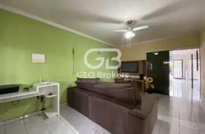 Casa com 3 quartos à venda no jardim jacinto, jacareí  por r$ 400.000