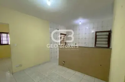 Casa com 2 quartos à venda no Jardim Emília, Jacareí  por R$ 260.000