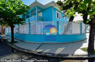 Sobrado com 5 dormitórios à venda, 440 m² por r$ 1.060.000,00 - centro - peruíbe/sp