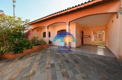 Casa a 500 metros da praia com 3 dormitórios à venda, 179 m² por r$ 500.000 - jardim casablanca - peruíbe/sp