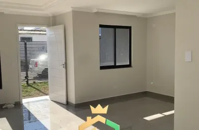 Sobrado a venda no xaxim com 3 quartos sendo 1 suíte r$570.000,00