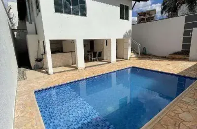 Excelente casa zona sul próximo a tudo: oportunidade de negócio.