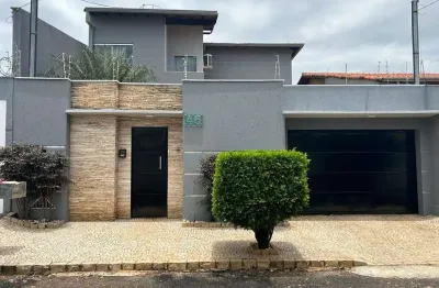 Belissimo sobrado em uma otima localização do bairro jardim américa em uberlândia