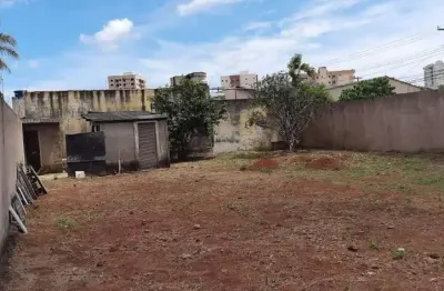 Terreno à venda na Rua Alfa, Saraiva, Uberlândia