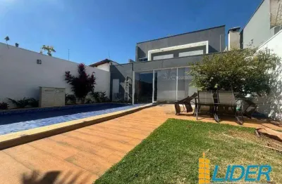 Casa à venda, 4 quartos, 4 suítes, 4 vagas, itapema sul - uberlândia/mg
